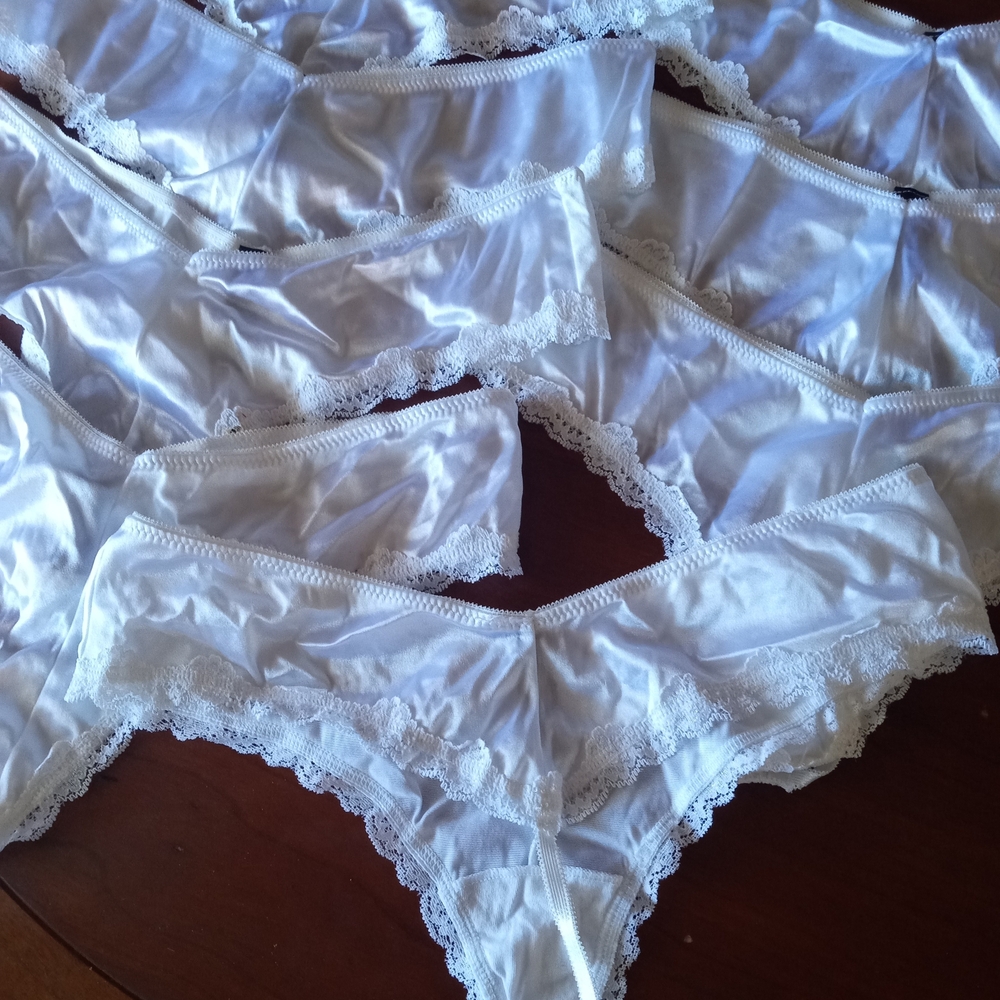 ❤️ Elegant White Satin Women's Panties Set Different Sizes G-string Sexy